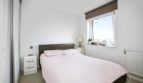 Superb 1 bedroom flat for sale set in Knights Tower London