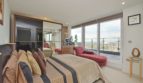 Stylish 3 bedroom penthouse for sale in Knights Tower London
